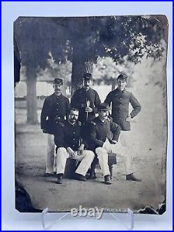 1890s half plate Tintype Photo Soldiers Spanish American War outdoors US army