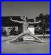 1950-Original-Andre-De-Dienes-Female-Nude-Body-Vintage-Silver-Gelatin-Photograph-01-bnzr