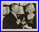 1958-Marilyn-Monroe-Original-Photo-Actress-Award-David-Donatello-Prince-Showgirl-01-ga