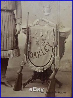 Annie Oakley Cabinet Card Photo With Stevens Pistol Rifle & Parker Shotgun