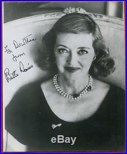 BETTE DAVIS autograph on black & white vintage photograph