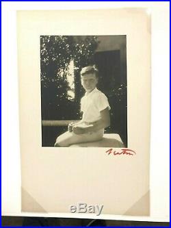 CECIL BEATON portrait of Peter Strassberger bench Palm Beach ca. 1930
