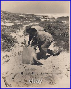 CUBA CUBAN REVOLUTION FIDEL CASTRO FISHING KORDA PORTRAIT 1959 ORIG Photo 219