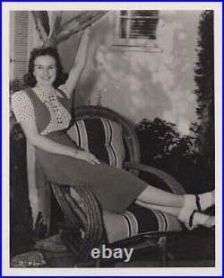 Deanna Durbin (1940s)? Original Vintage Lovely Portrait Rare Photo K 319