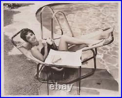 Elizabeth Taylor (1964)? Exotic Leggy Cheesecake Original Vintage Photo K 162