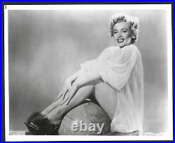 Famous Marilyn Monroe Actress Sexy Legs Vtg Orig Photo