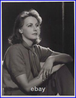 Greta Garbo (1939)? Stylish Pose Vintage MGM Photo by Clarence Bull K 182