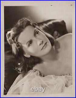 Greta Garbo (1940s)? Hollywood beauty Original Vintage MGM Photo K 265