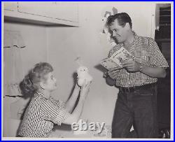 HOLLYWOOD BEAUTY LUCILLE BALL + DESI ARNAZ STUNNING PORTRAIT 1950s Photo C37