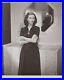 HOLLYWOOD-BEAUTY-Vivien-Leigh-STYLISH-POSE-STUNNING-PORTRAIT-1950s-Photo-424-01-ufc