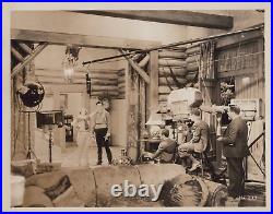 Hollywood 1920s JOAN CRAWFORD BEHIND SCENE DIRECTOR PORTRAIT ORIG Photo J 1