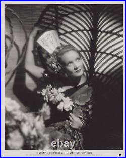 Hollywood Beauty MARLENE DIETRICH 1934 STYLISH POSE STUNNING PORTRAIT Photo 703