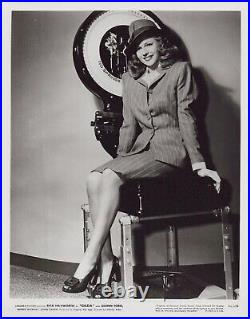 Hollywood Beauty RITA HAYWORTH 1950s STYLISH POSE STUNNING PORTRAIT Photo 703