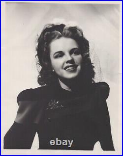 Judy Garland (1940s)? Original Vintage Hollywood beauty Iconic Photo K 264