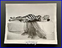 MARILYN MONROE 1954 Original 20th Century Fox Production photo by SAM SHAW Rare
