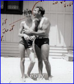 MOMENTOUS GAY CONFESSION MEN KISS LAUGH in BATHING SUITS 1940s VINTAGE PHOTO