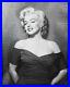 Marilyn-Monroe-To-Joe-Love-Kisses-Authentic-Signed-11x14-B-W-Photo-PSA-V07962-01-eevc