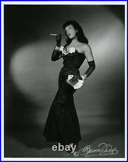 NOS Large Format Bettie Page Pin-Up Glamour Photograph Signed by Bunny Yeager