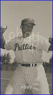 Official Phillies Baseball Individuals & Action B&W Press Photo Pack 1950s COA