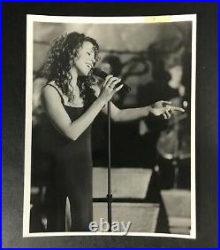 Original 1996 Mariah Carey Press Photo Wire Vintage Rare B&W Photograph Music