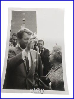 Original Robert Kennedy Political Photos Set By Photographer Set Of Eight Rare