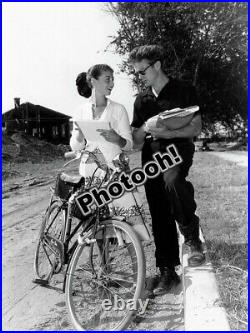 Pier Angeli And James Dean On A Stroll Celebrity REPRINT RP #7544