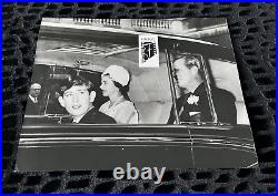QUEEN ELIZABETH II & Prince Charles 1963 Original Photo Dalmas Agency (Stamp)