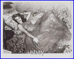 Rita Hayworth (1950s)? Original Vintage Stylish Glamorous Beauty Photo K 396