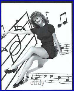 Rita Hayworth Actress Sexy Legs Vtg 1940 Original Photo