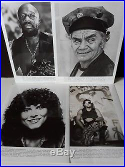 Vintage 1981 Escape From New York Press Release Kit with 26 B&W movie photos