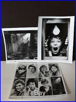 Vintage 1985 THE GOONIES Original Press Kit with 15 B&W Photos Spielberg movie