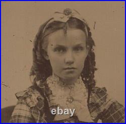 Vintage Antique Tintype Photo Pretty Young Victorian Lady Teen Girl (ref. #420)