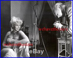Vintage Marilyn Monroe GETS PHOTOGRAPHED by CECIL BEATON 50s Publicity Portrait