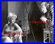 Vintage-Marilyn-Monroe-GETS-PHOTOGRAPHED-by-CECIL-BEATON-50s-Publicity-Portrait-01-ipv