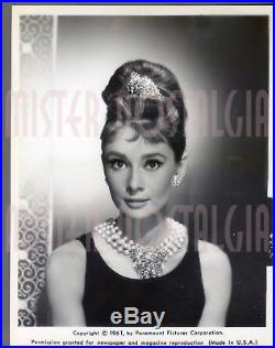 Vintage Photo 1961 Audrey Hepburn Breakfast at Tiffany's Paramount original