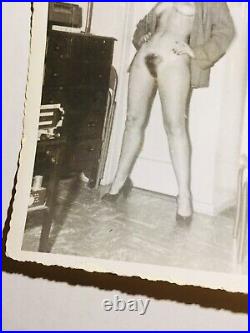 Vtg 50s Original Bettie Page Nude Home Snapshot Risque Pinup Photo Kodak Velox