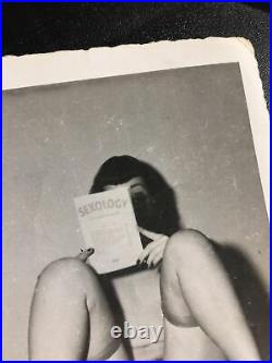 Vtg Original 50s Bettie Page Snapshot Risque Nylons Book Home Kodak Velox Photo